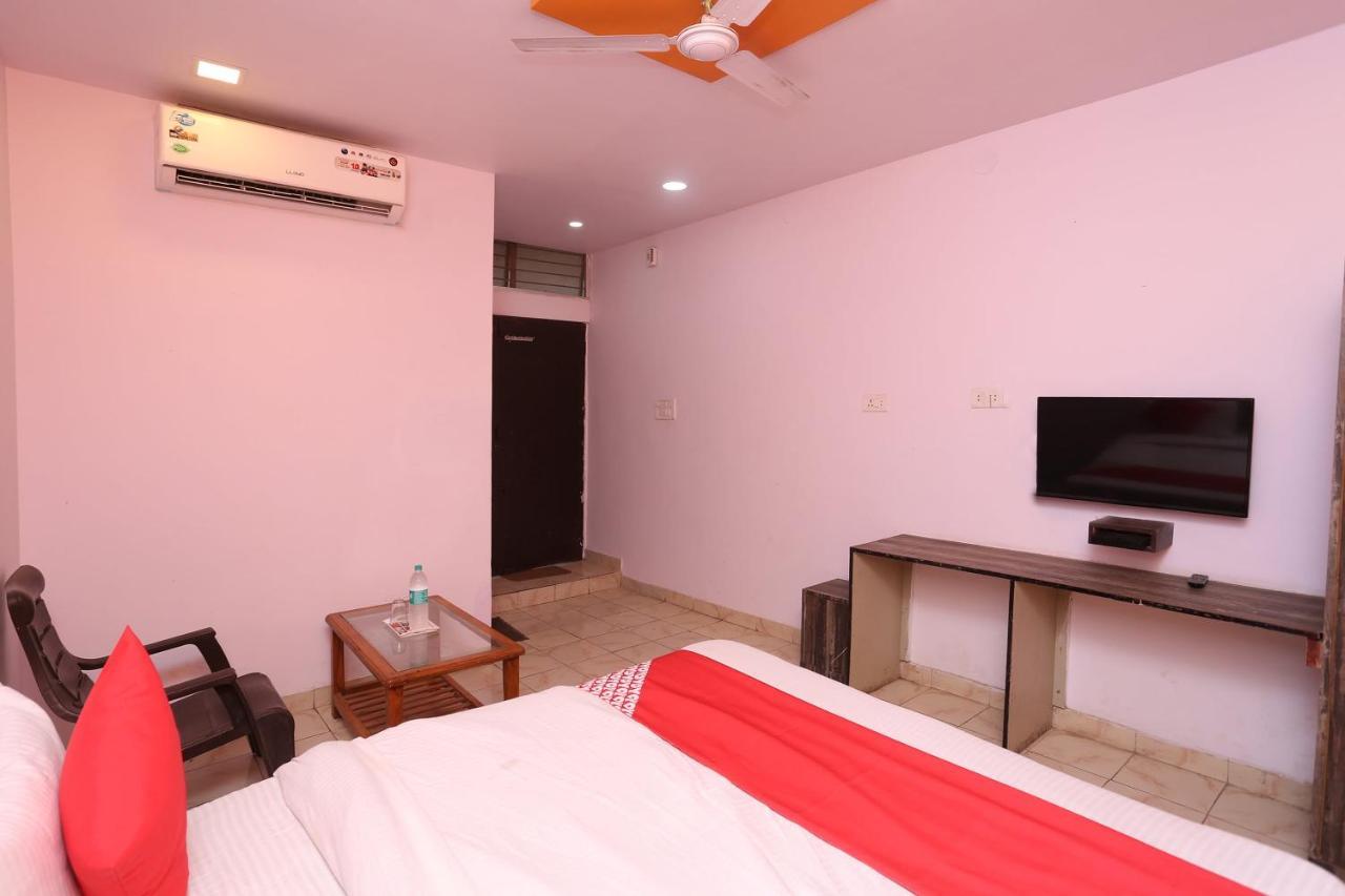 Oyo 37533 Hotel Ashirwad Jabalpur Ngoại thất bức ảnh