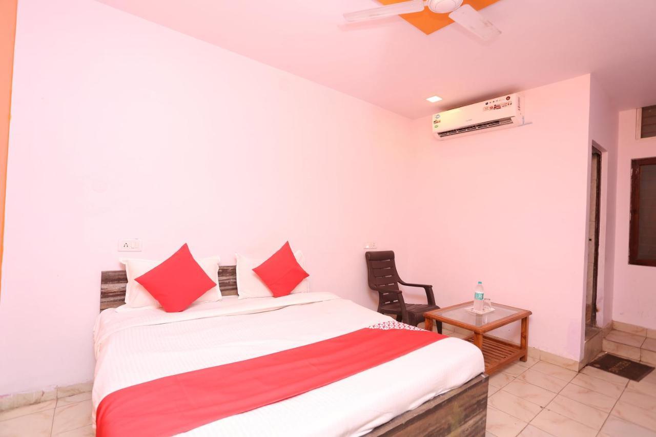 Oyo 37533 Hotel Ashirwad Jabalpur Ngoại thất bức ảnh