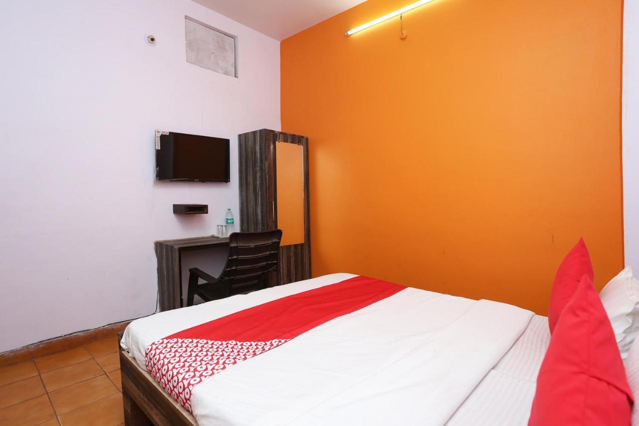 Oyo 37533 Hotel Ashirwad Jabalpur Ngoại thất bức ảnh