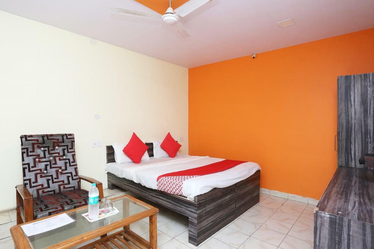 Oyo 37533 Hotel Ashirwad Jabalpur Ngoại thất bức ảnh